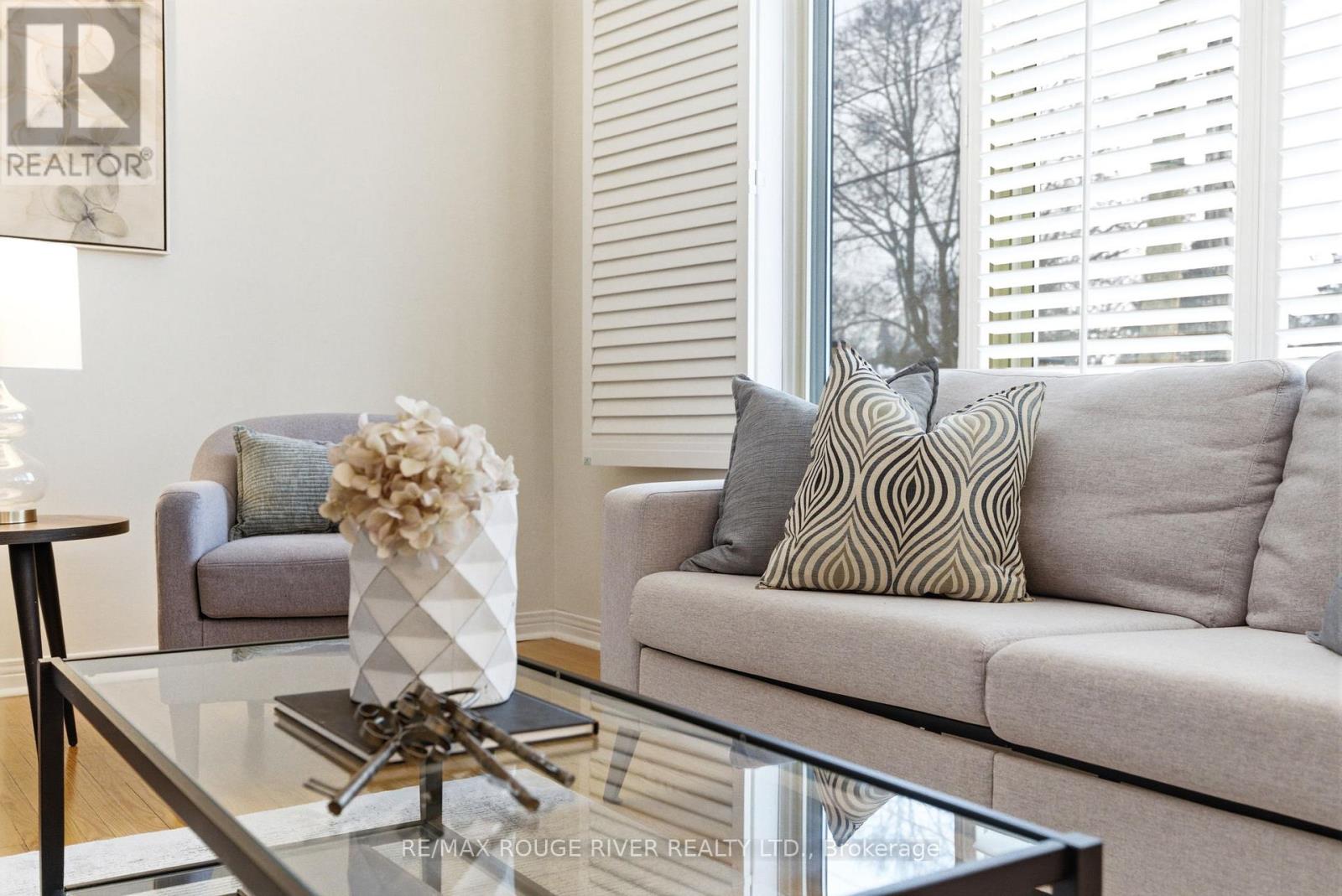 419 Cochrane Street, Whitby, Ontario  L1N 5J6 - Photo 5 - E12823852