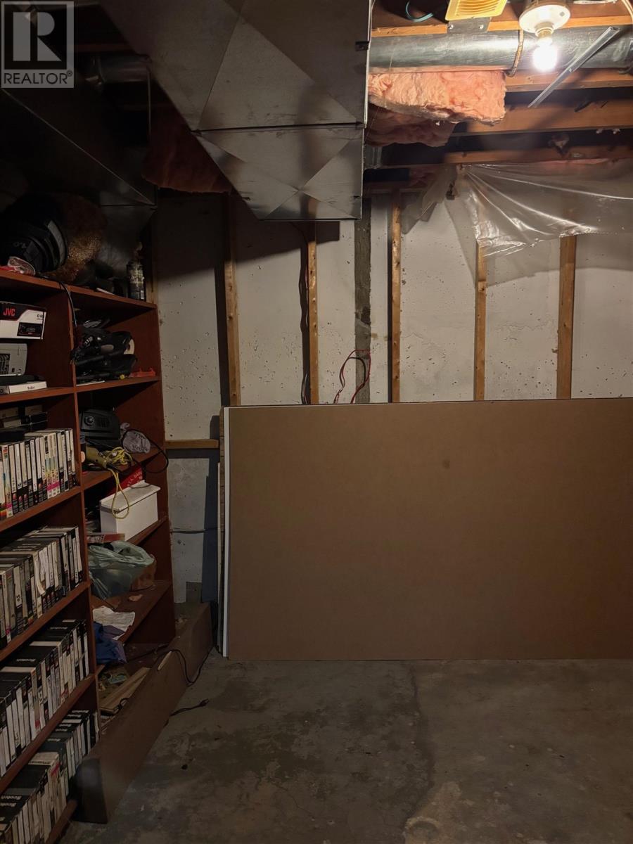 30 Denison Rd, Elliot Lake, Ontario  P5A 1L7 - Photo 38 - SM252909