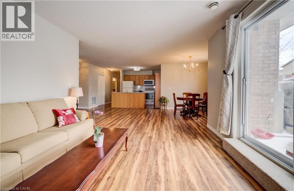 345 Briarmeadow Drive Unit# 102, Kitchener, Ontario N2A 4J6 - Photo 13 - 40807408