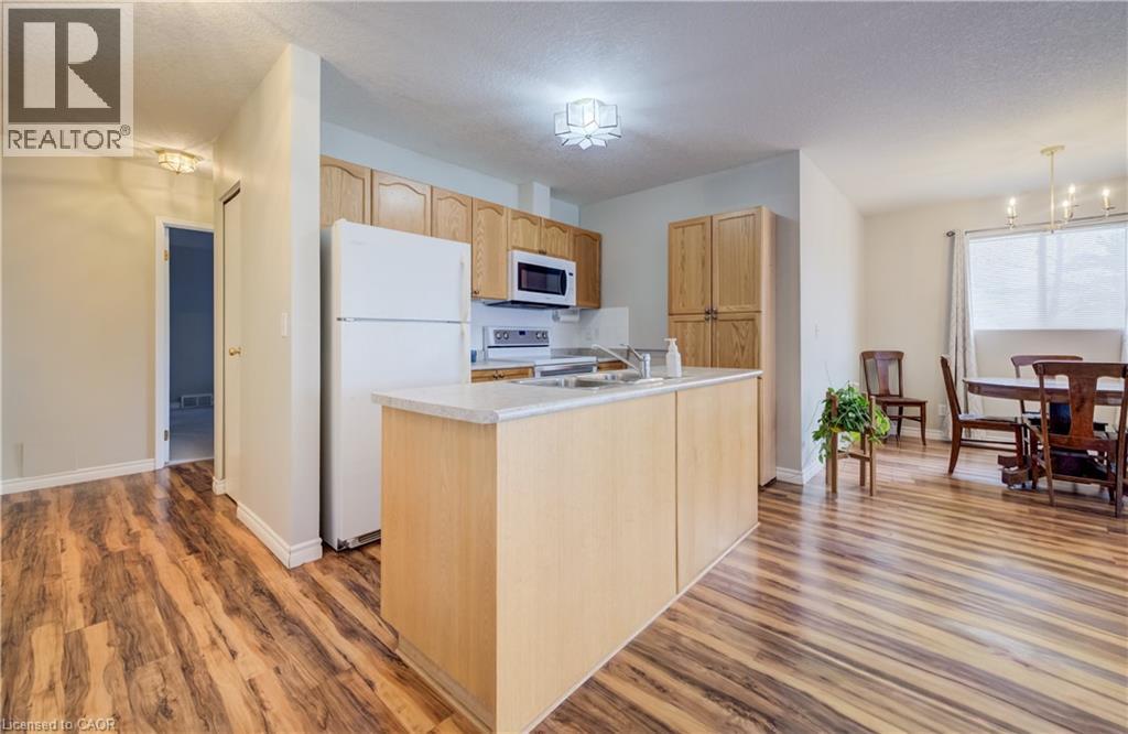 345 Briarmeadow Drive Unit# 102, Kitchener, Ontario N2A 4J6 - Photo 7 - 40807408