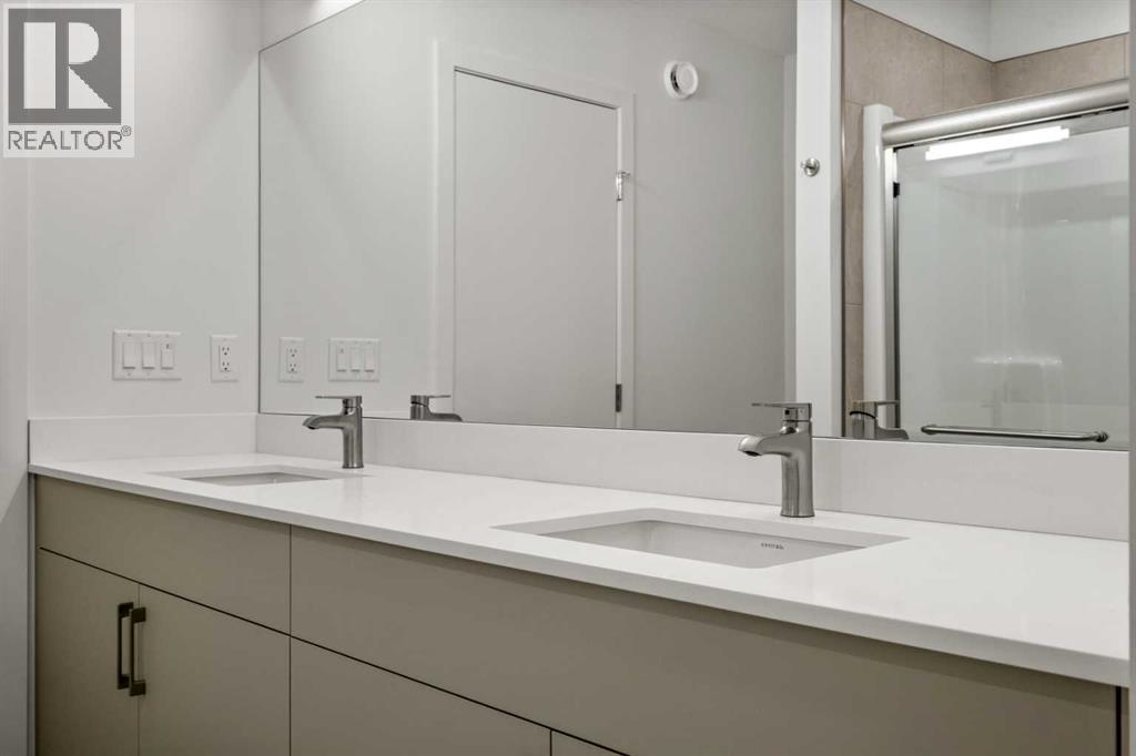 31 Heritage Heath, Cochrane, Alberta  T4C 3L3 - Photo 30 - A2285357