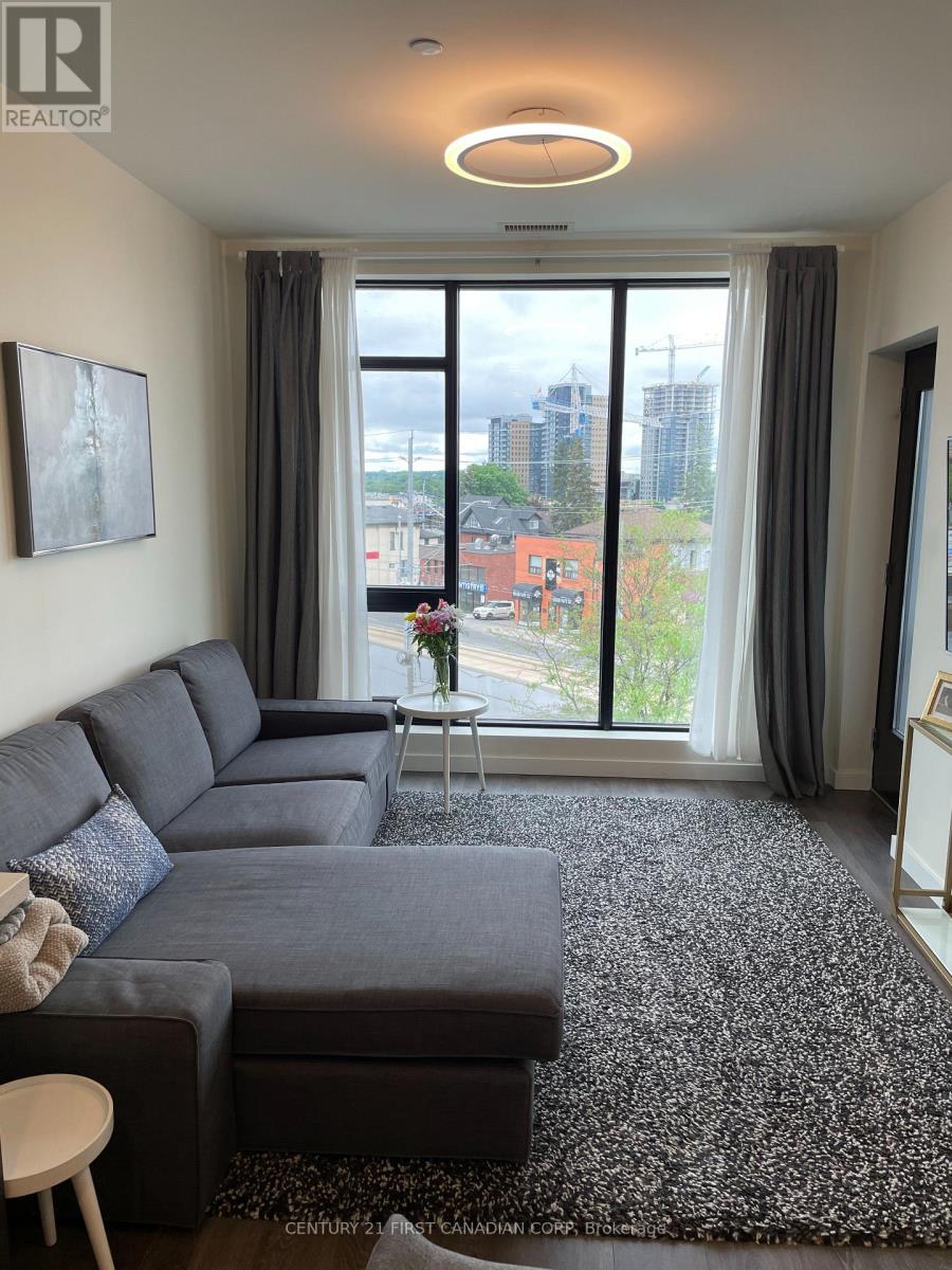 410 - 690 King Street W, Kitchener, Ontario  N2G 0B9 - Photo 3 - X12823782