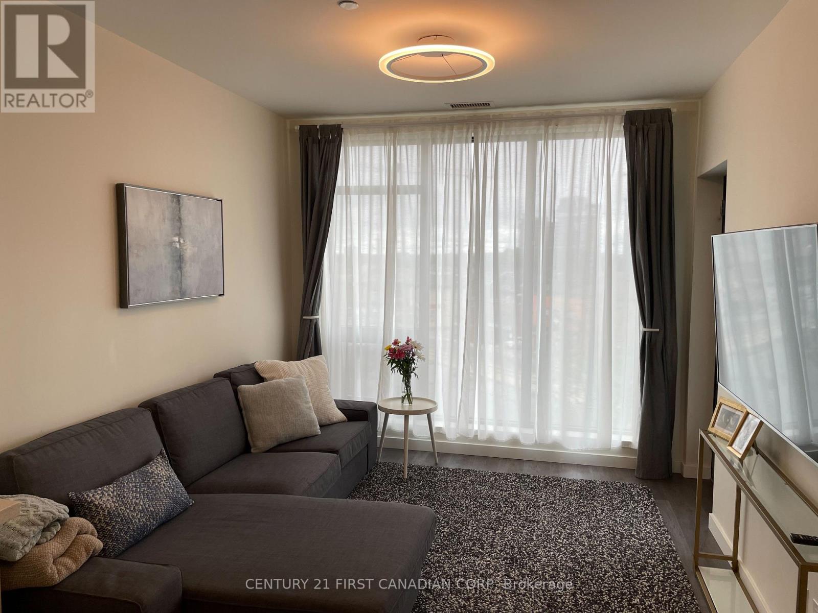 410 - 690 King Street W, Kitchener, Ontario  N2G 0B9 - Photo 4 - X12823782