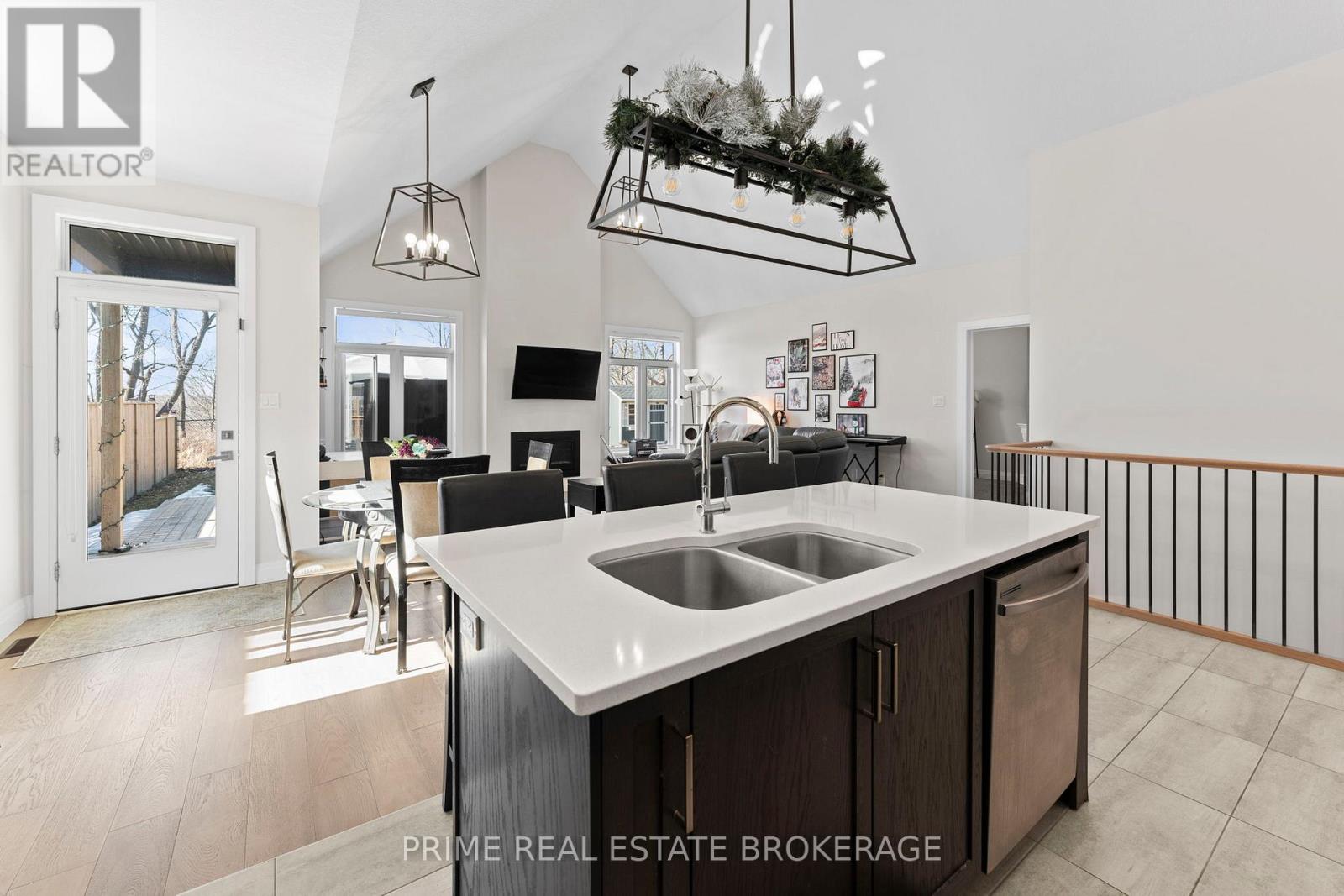 15 Compass Trail, Central Elgin, Ontario  N5L 0B8 - Photo 15 - X12823838