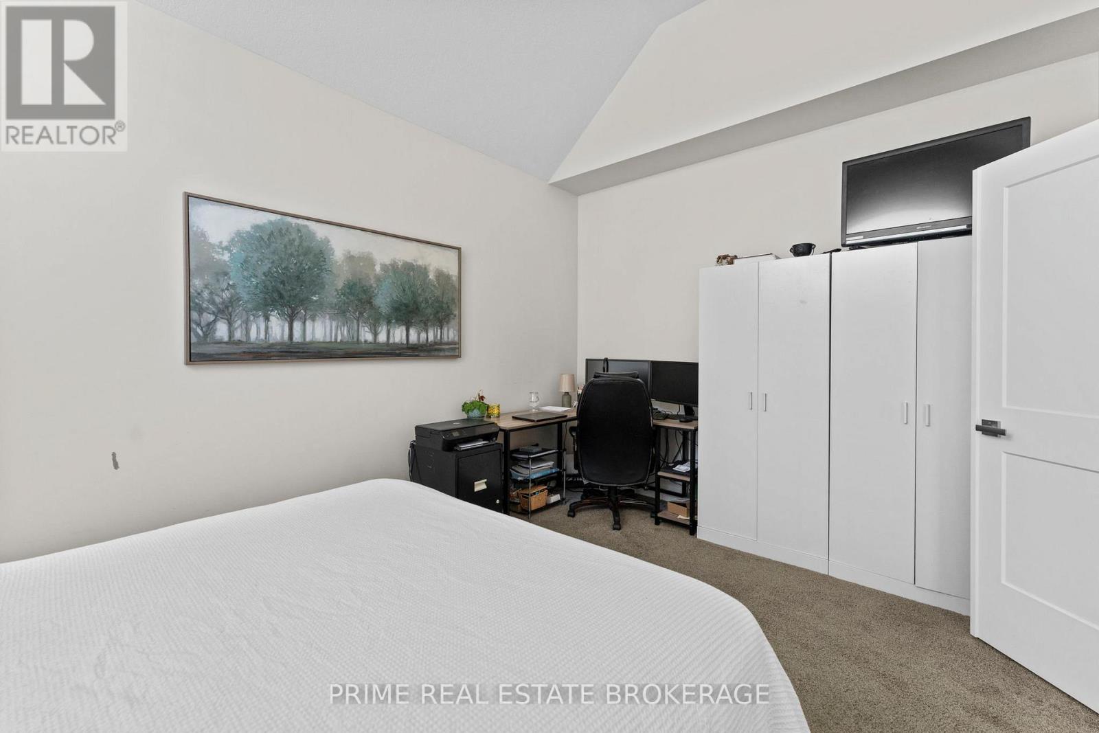 15 Compass Trail, Central Elgin, Ontario  N5L 0B8 - Photo 7 - X12823838