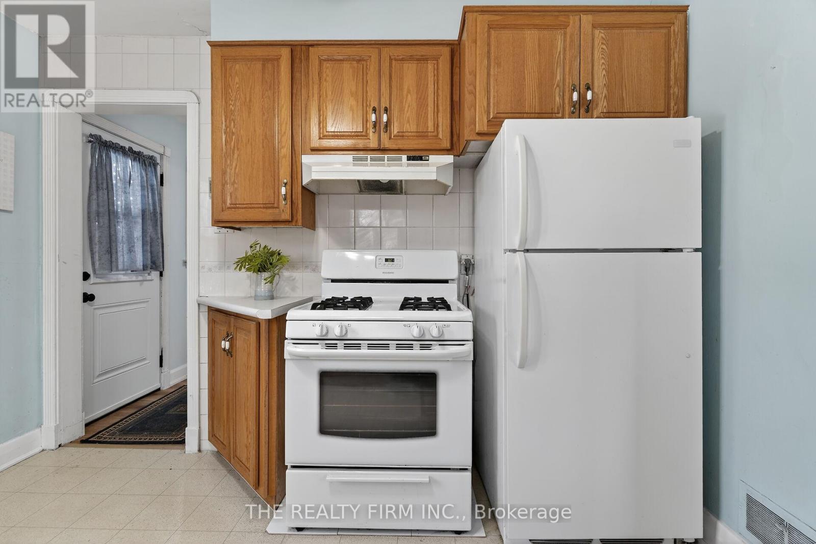 7061 Longwoods Road, London South, Ontario  N6P 1B6 - Photo 13 - X12823924