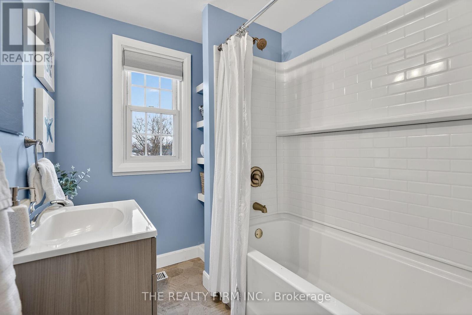 7061 Longwoods Road, London South, Ontario  N6P 1B6 - Photo 31 - X12823924