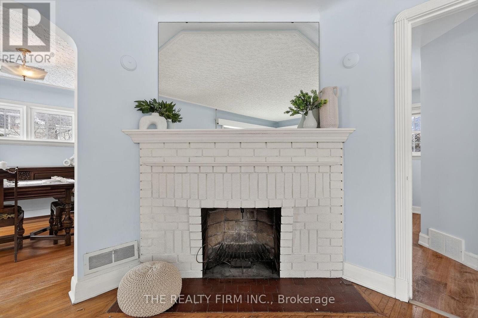 7061 Longwoods Road, London South, Ontario  N6P 1B6 - Photo 8 - X12823924