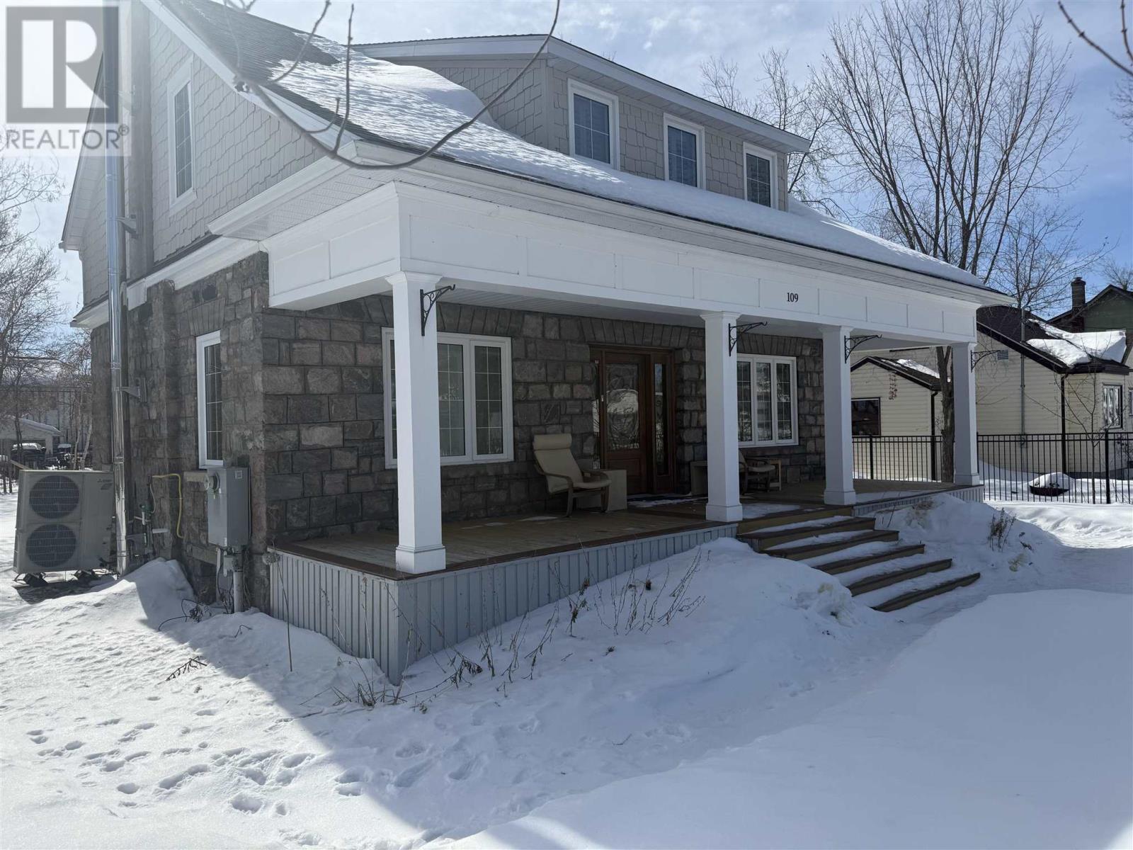 109 King Street, Sioux Lookout, Ontario  P8T 1C3 - Photo 3 - TB250555