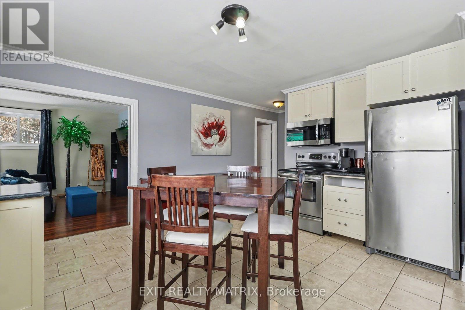 2 St Polycarp Street, North Stormont, Ontario  K0C 1W0 - Photo 15 - X12823766