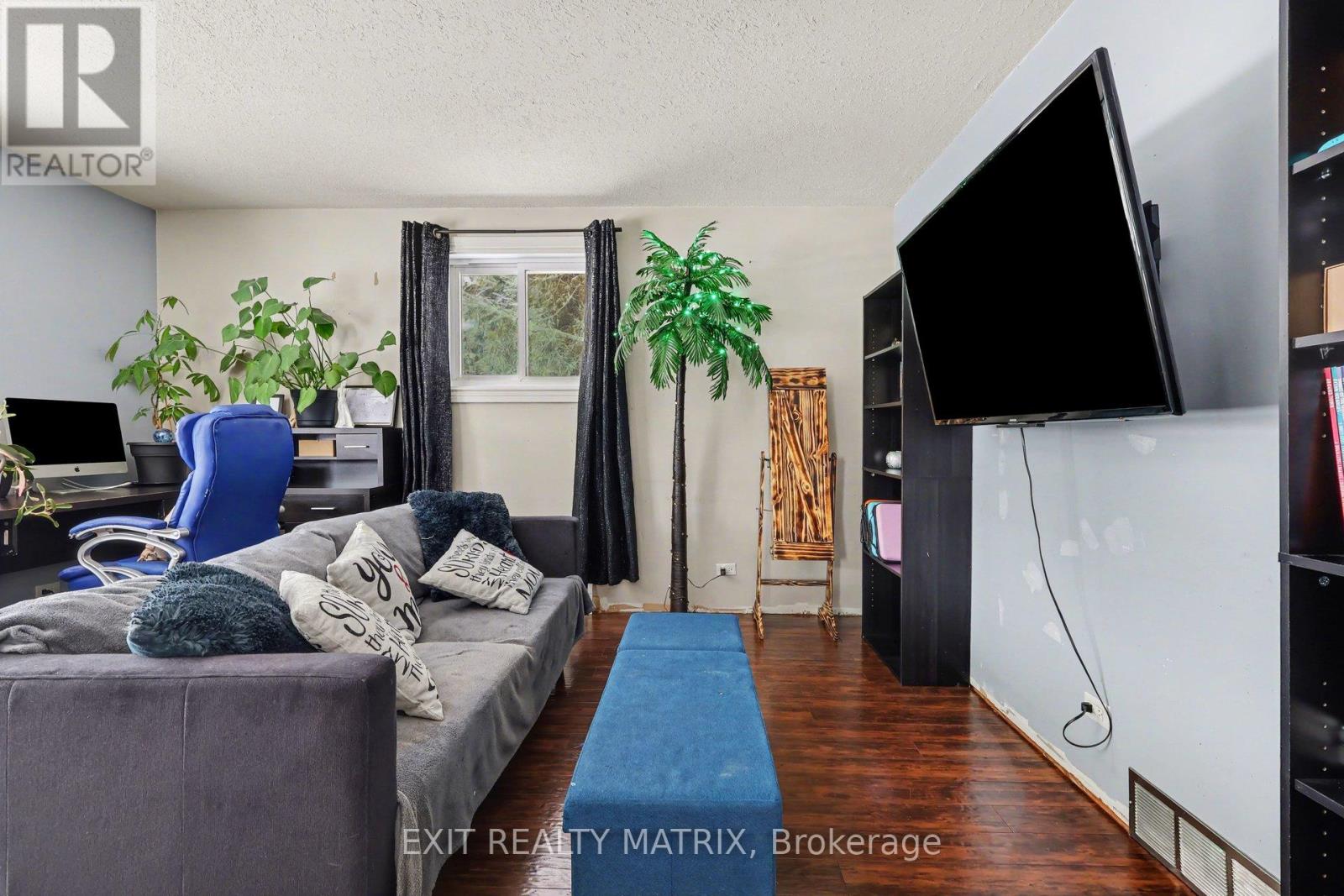 2 St Polycarp Street, North Stormont, Ontario  K0C 1W0 - Photo 6 - X12823766