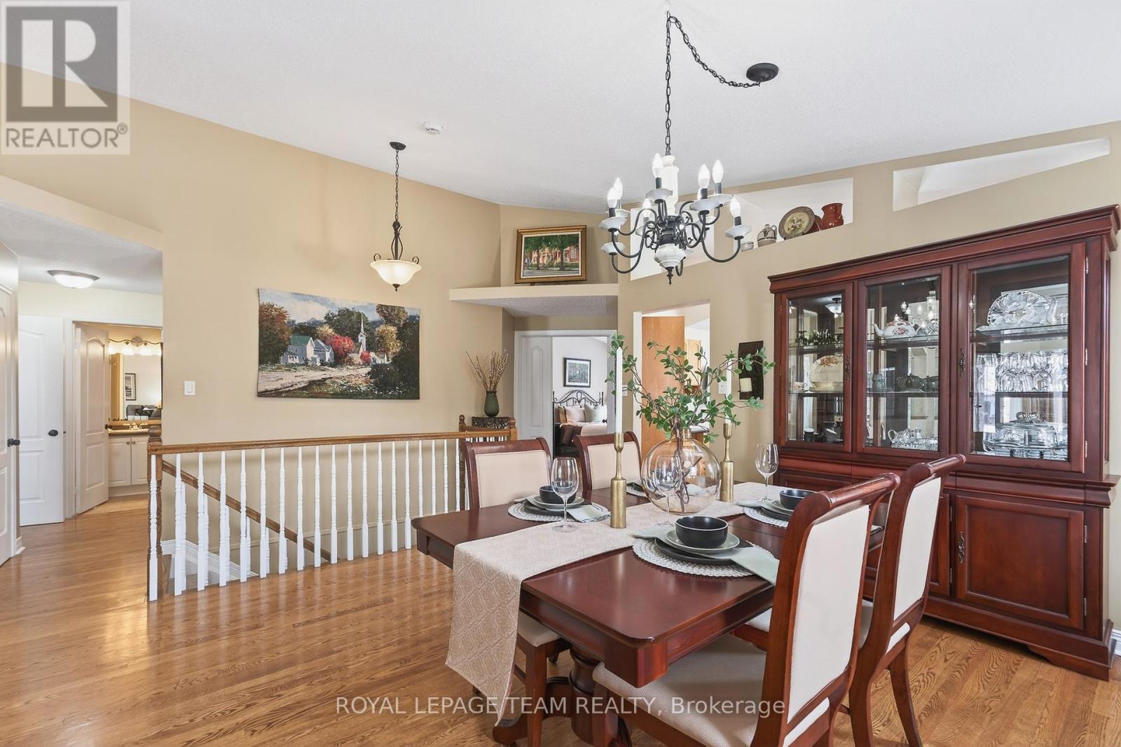 81 Waterthrush Crescent, Ottawa, Ontario K2M 2V1 - Photo 10 - X12823820