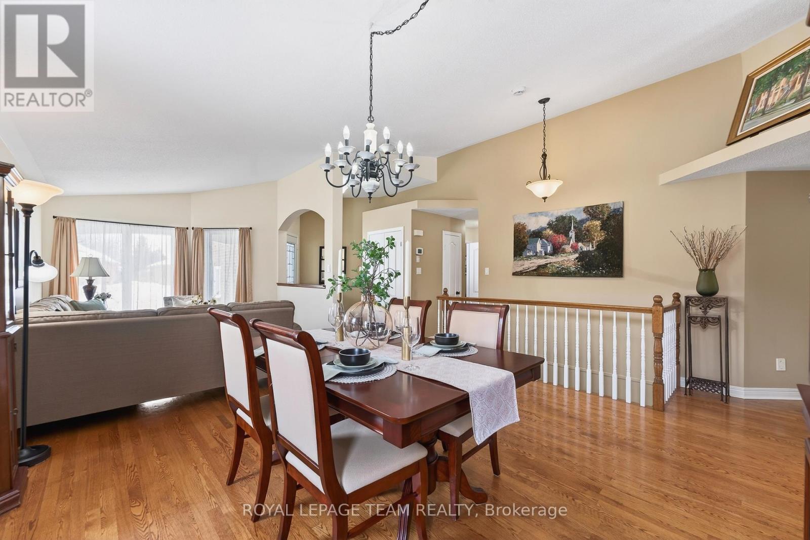 81 Waterthrush Crescent, Ottawa, Ontario K2M 2V1 - Photo 11 - X12823820