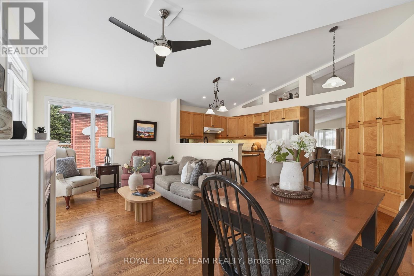 81 Waterthrush Crescent, Ottawa, Ontario K2M 2V1 - Photo 18 - X12823820