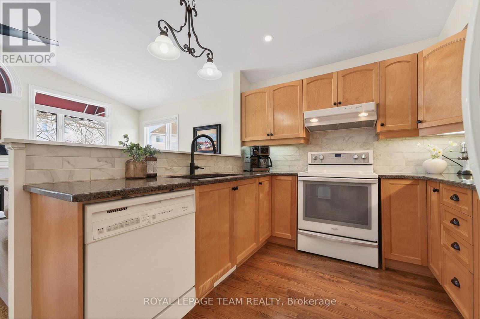 81 Waterthrush Crescent, Ottawa, Ontario K2M 2V1 - Photo 24 - X12823820