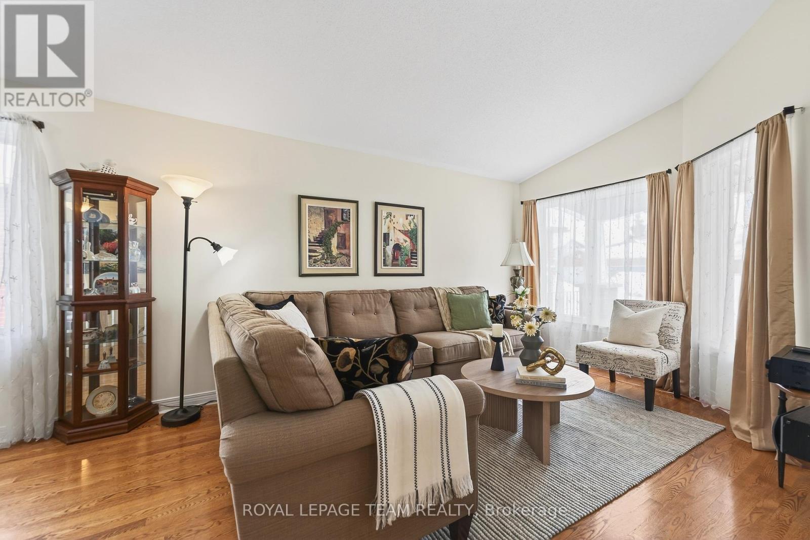 81 Waterthrush Crescent, Ottawa, Ontario K2M 2V1 - Photo 7 - X12823820