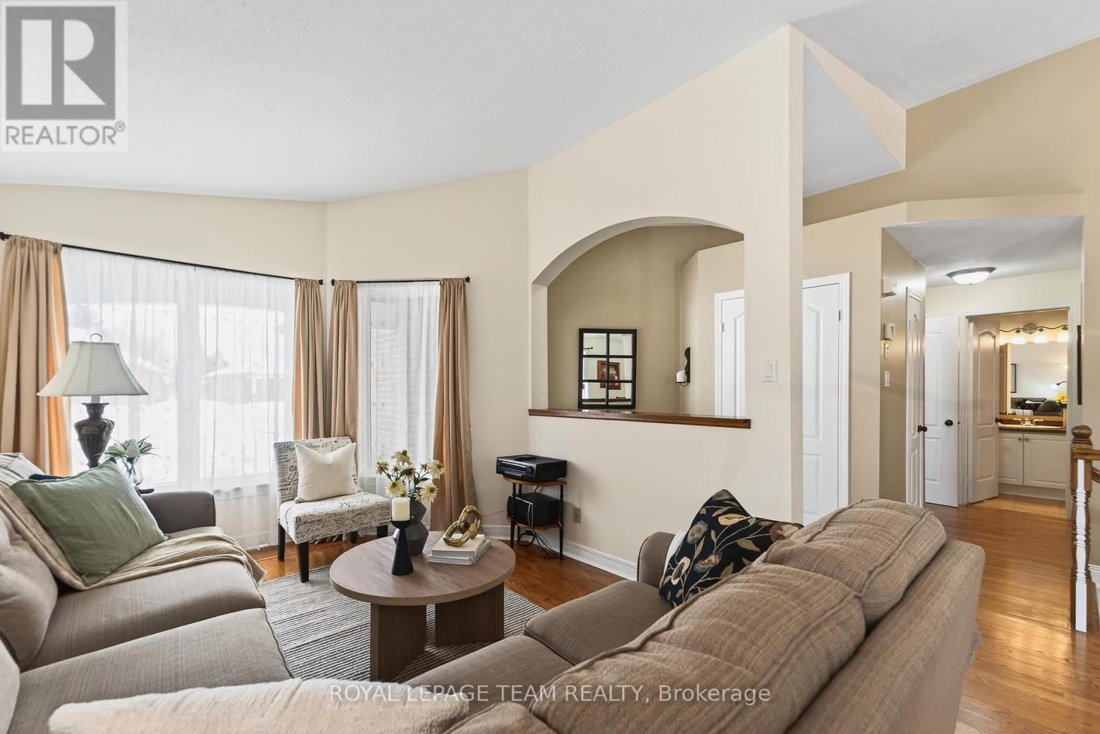 81 Waterthrush Crescent, Ottawa, Ontario K2M 2V1 - Photo 9 - X12823820