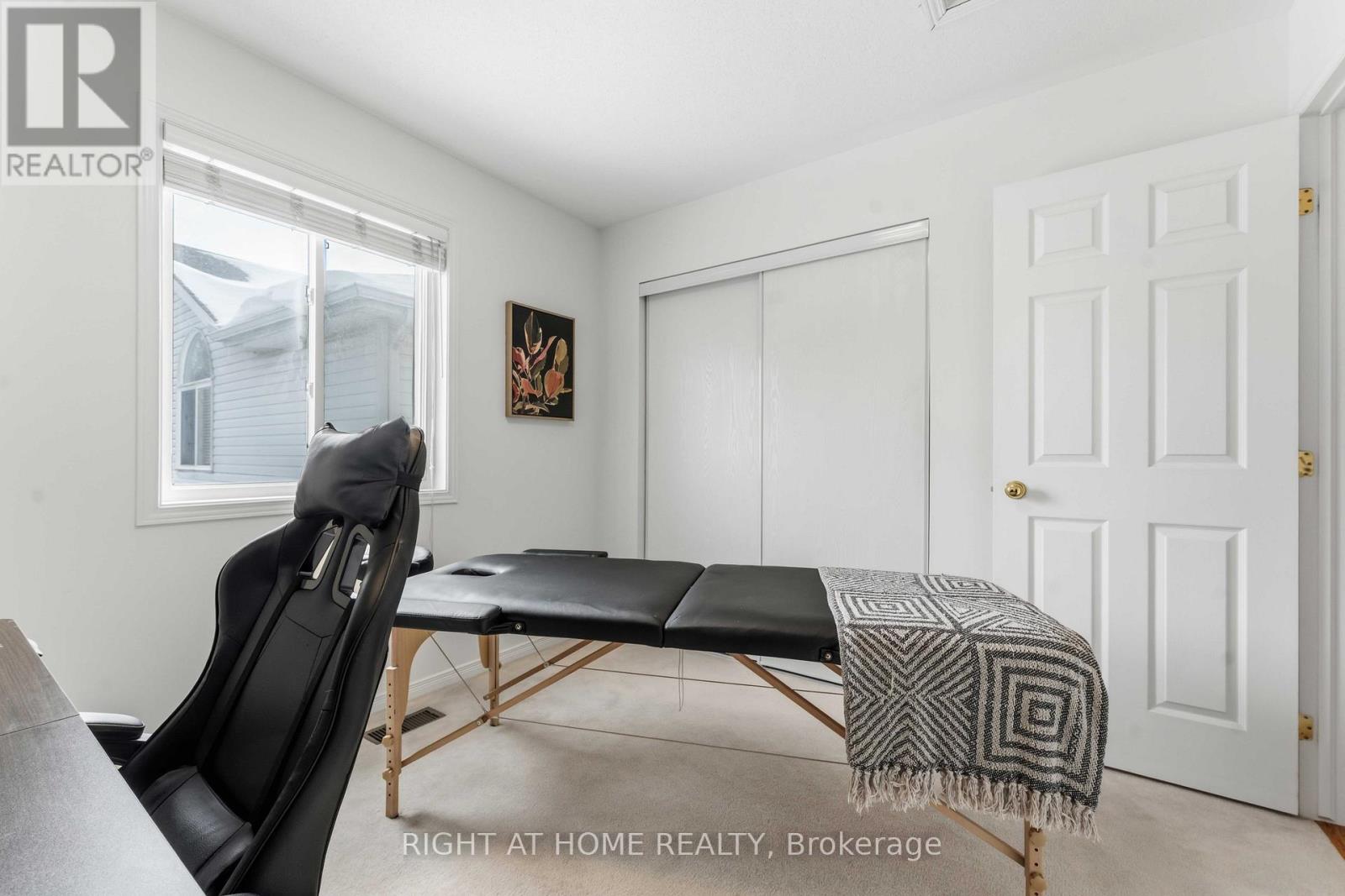 4 Castle Glen Crescent, Ottawa, Ontario  K2L 4H1 - Photo 22 - X12823848