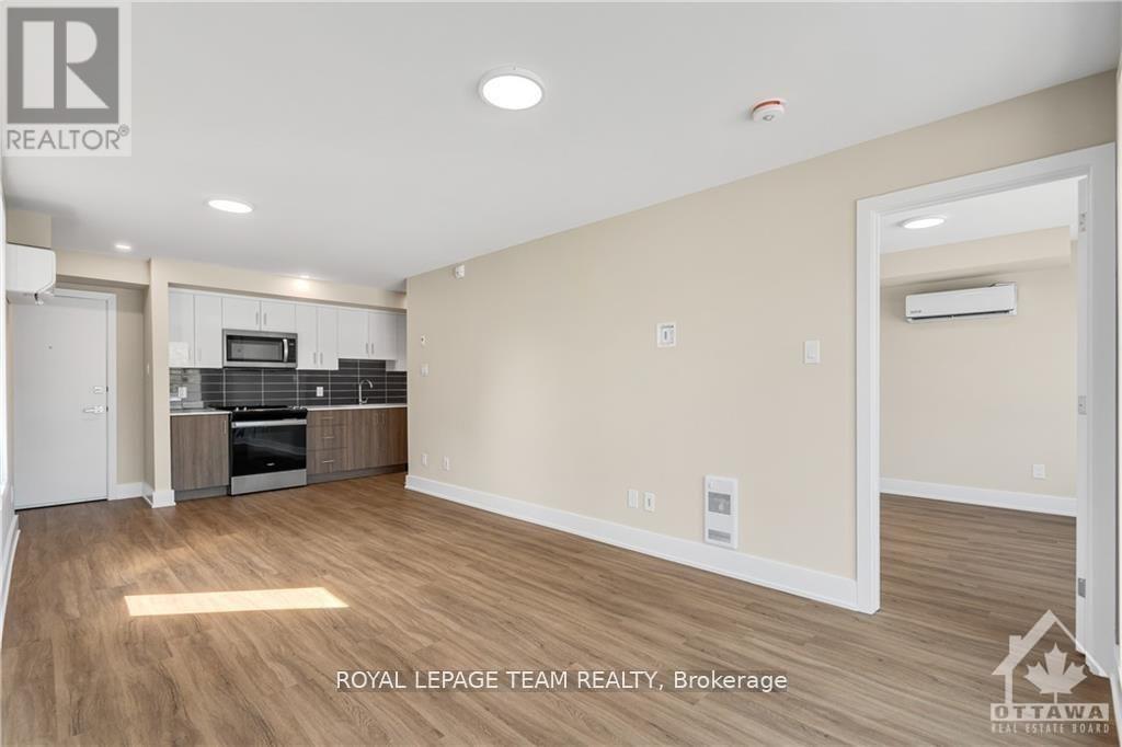 8 - 366 Winona Avenue, Ottawa, Ontario  K1Z 5H7 - Photo 7 - X12823850