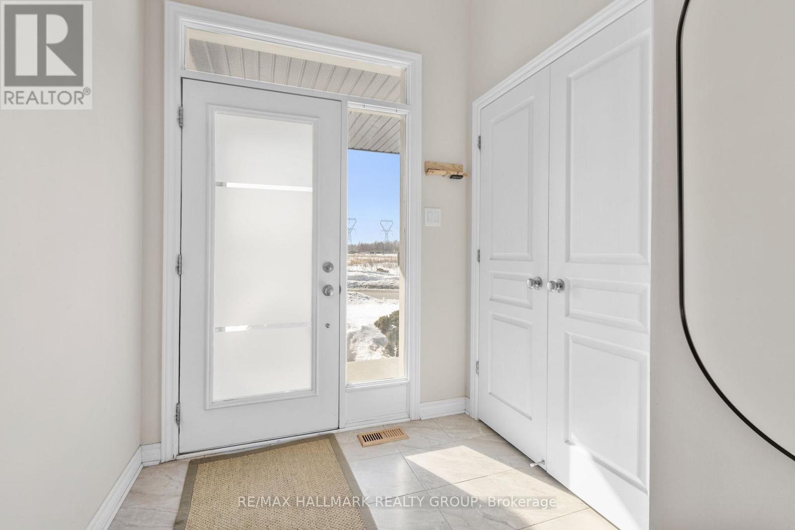 335 Livery Street, Ottawa, Ontario  K2V 0B4 - Photo 4 - X12823938