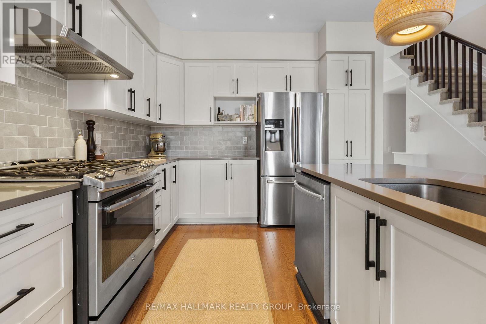 335 Livery Street, Ottawa, Ontario  K2V 0B4 - Photo 9 - X12823938