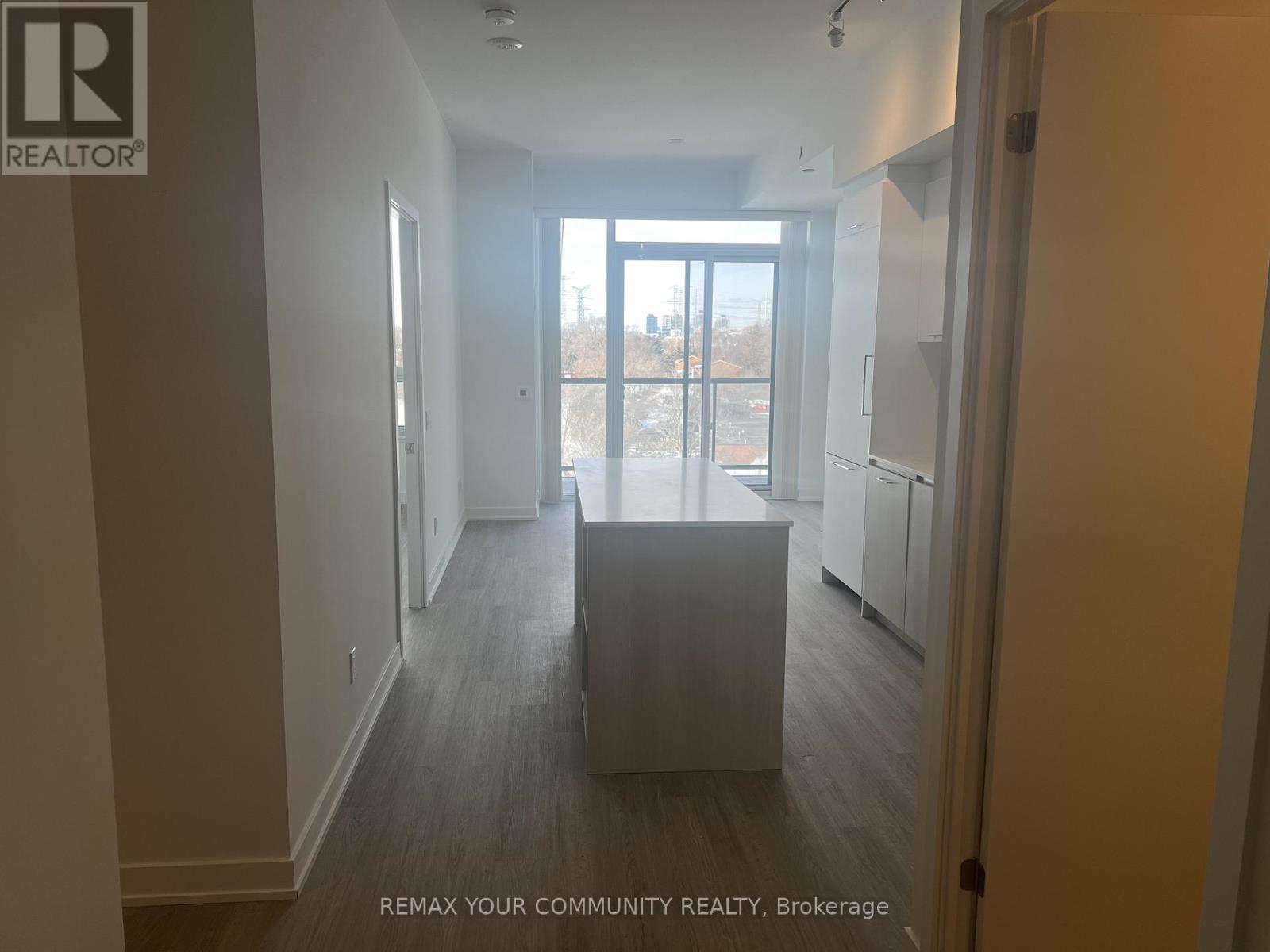 606 - 8188 YONGE STREET, Vaughan, Ontario