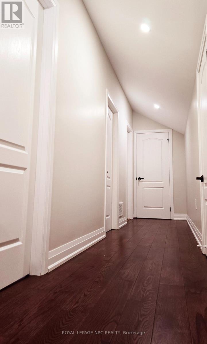 4711 Morrison Street, Niagara Falls, Ontario  L2E 2C1 - Photo 8 - X12823816