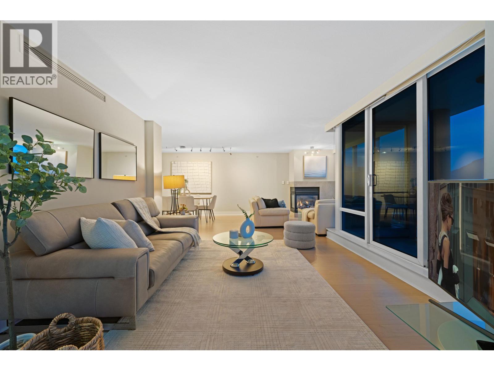 2102 590 Nicola Street, Vancouver, British Columbia  V6G 3J8 - Photo 7 - R3084614