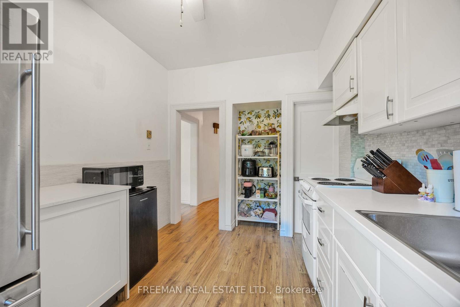 21 London Street, Toronto, Ontario  M6G 1M8 - Photo 15 - C12823788