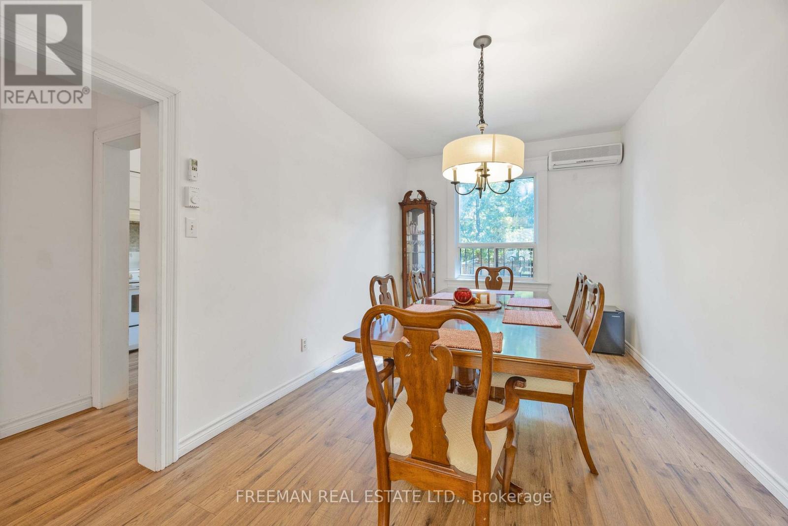 21 London Street, Toronto, Ontario  M6G 1M8 - Photo 9 - C12823788