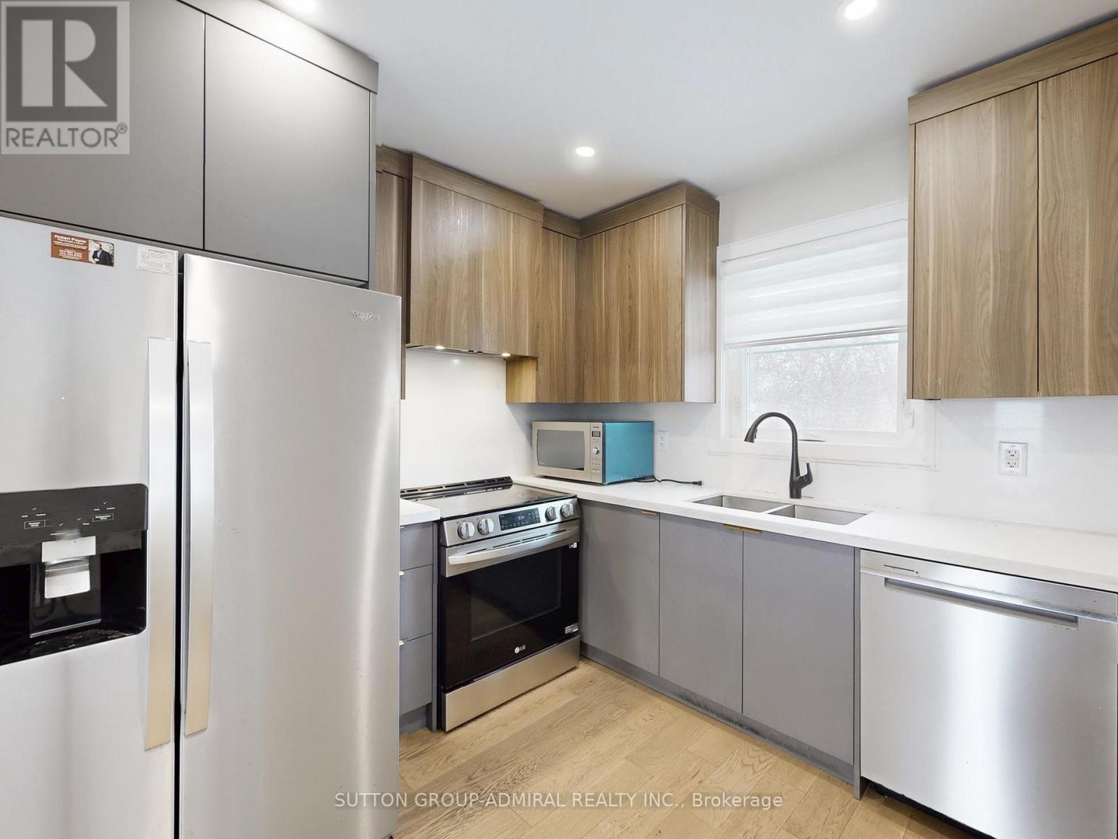 270 Brighton Avenue, Toronto, Ontario  M3H 4E9 - Photo 8 - C12823834