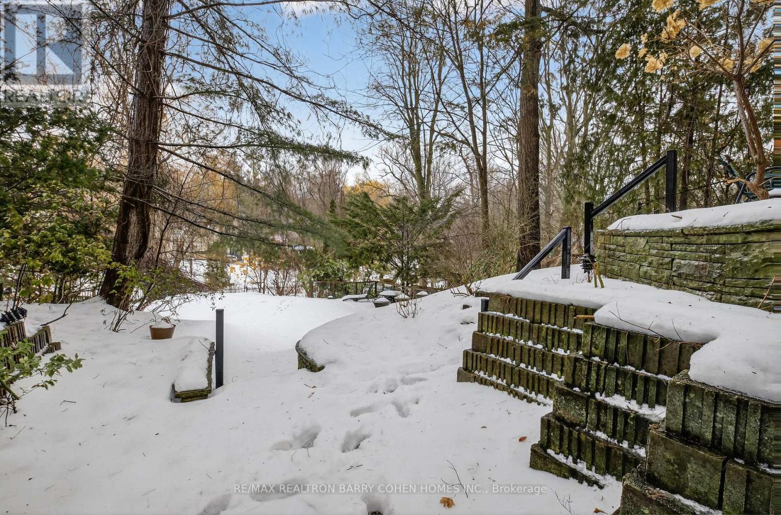 80 Donwoods Drive, Toronto, Ontario  M4N 2G5 - Photo 30 - C12823890