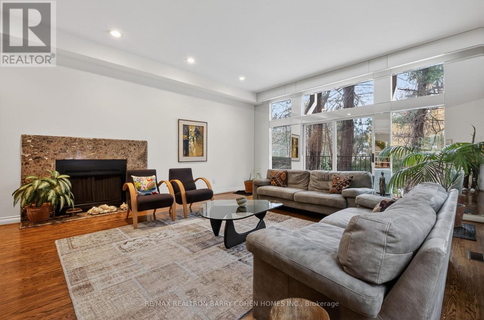 80 Donwoods Drive, Toronto, Ontario  M4N 2G5 - Photo 9 - C12823890