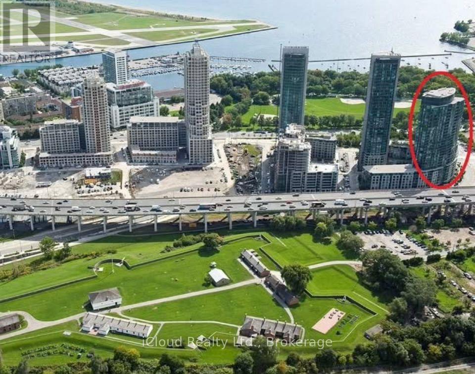 772 - 209 Fort York Blvd Boulevard E, Toronto, Ontario  M5V 4A1 - Photo 14 - C12823904