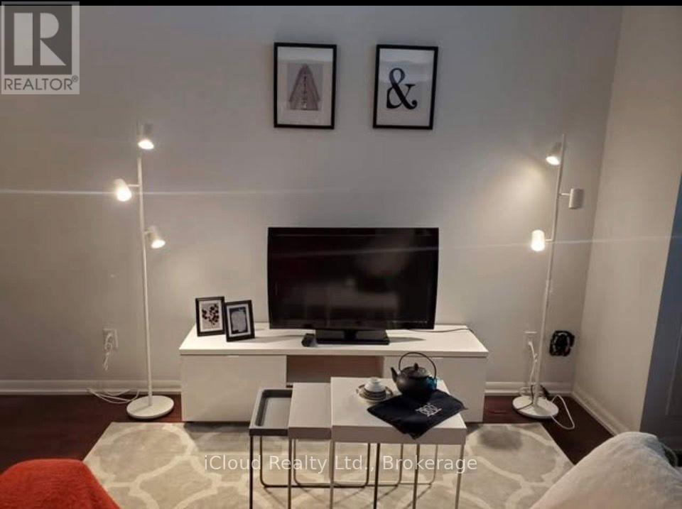 772 - 209 Fort York Blvd Boulevard E, Toronto, Ontario  M5V 4A1 - Photo 8 - C12823904