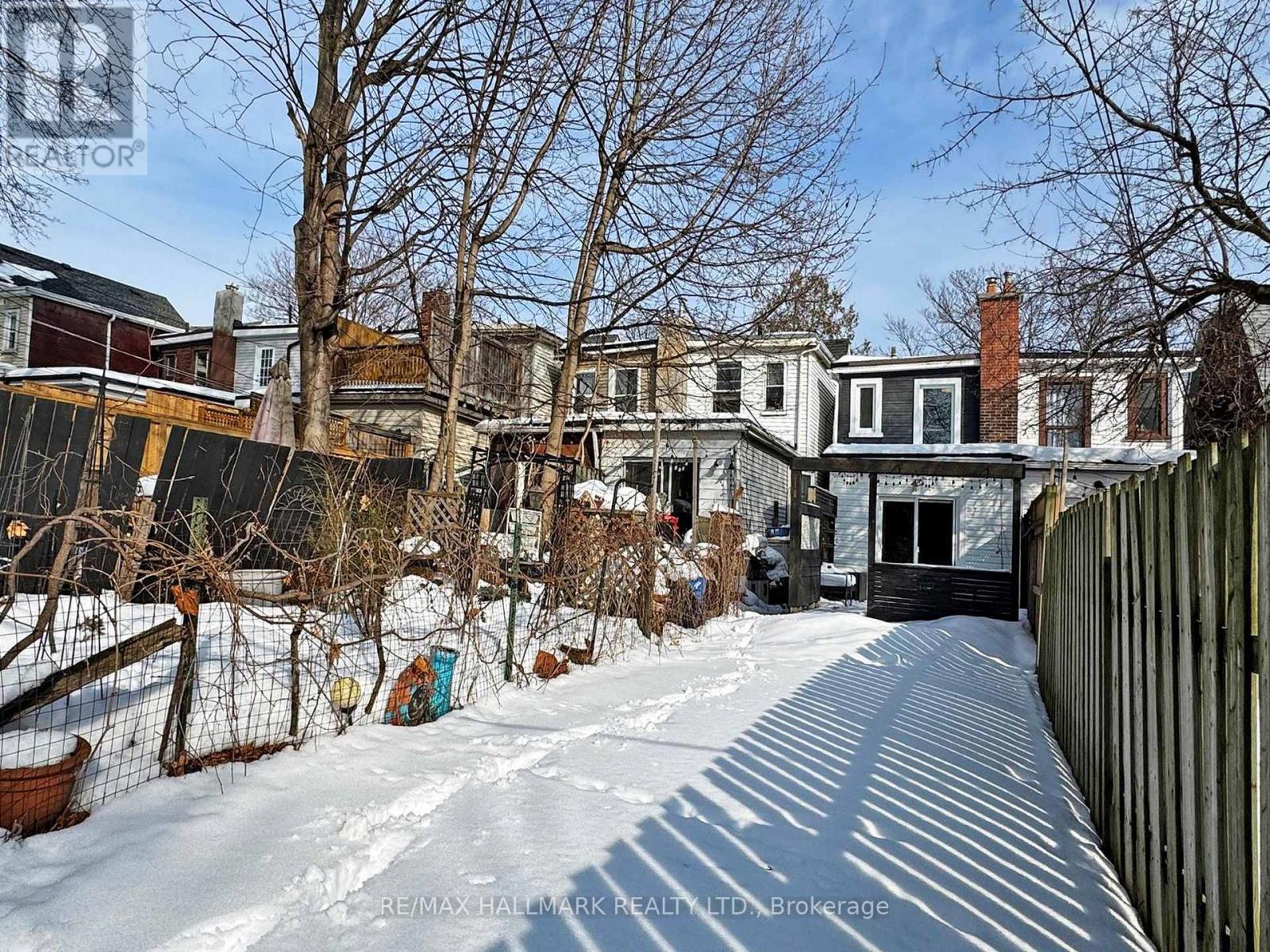 614 Woodbine Avenue, Toronto, Ontario  M4E 2J1 - Photo 36 - E12823932