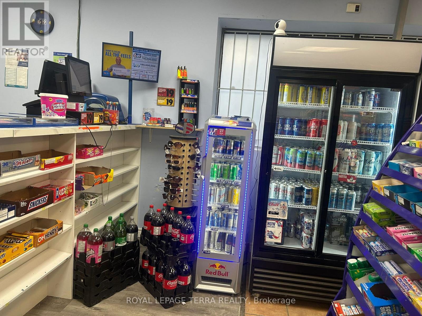 8 Midtown Drive, Oshawa, Ontario  L1J 3Z7 - Photo 5 - E12823936