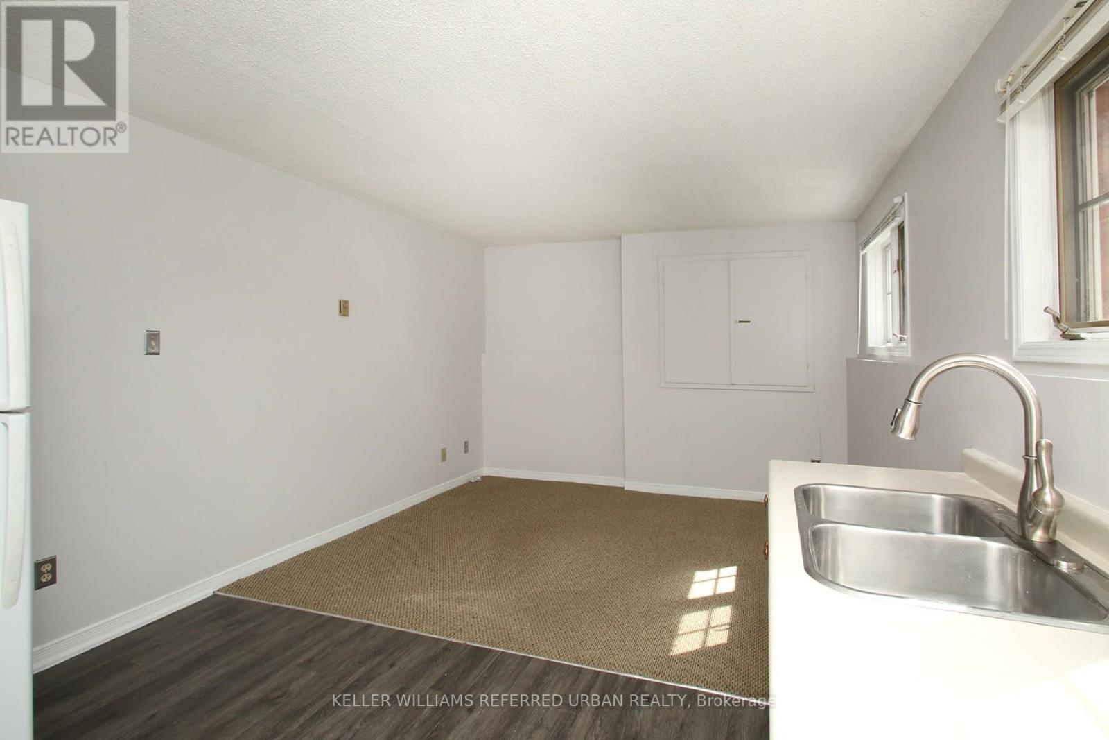 2 - 42 Tecumseh Avenue, Oshawa (Centennial), Ontario  L1G 3N4 - Photo 6 - E12823956