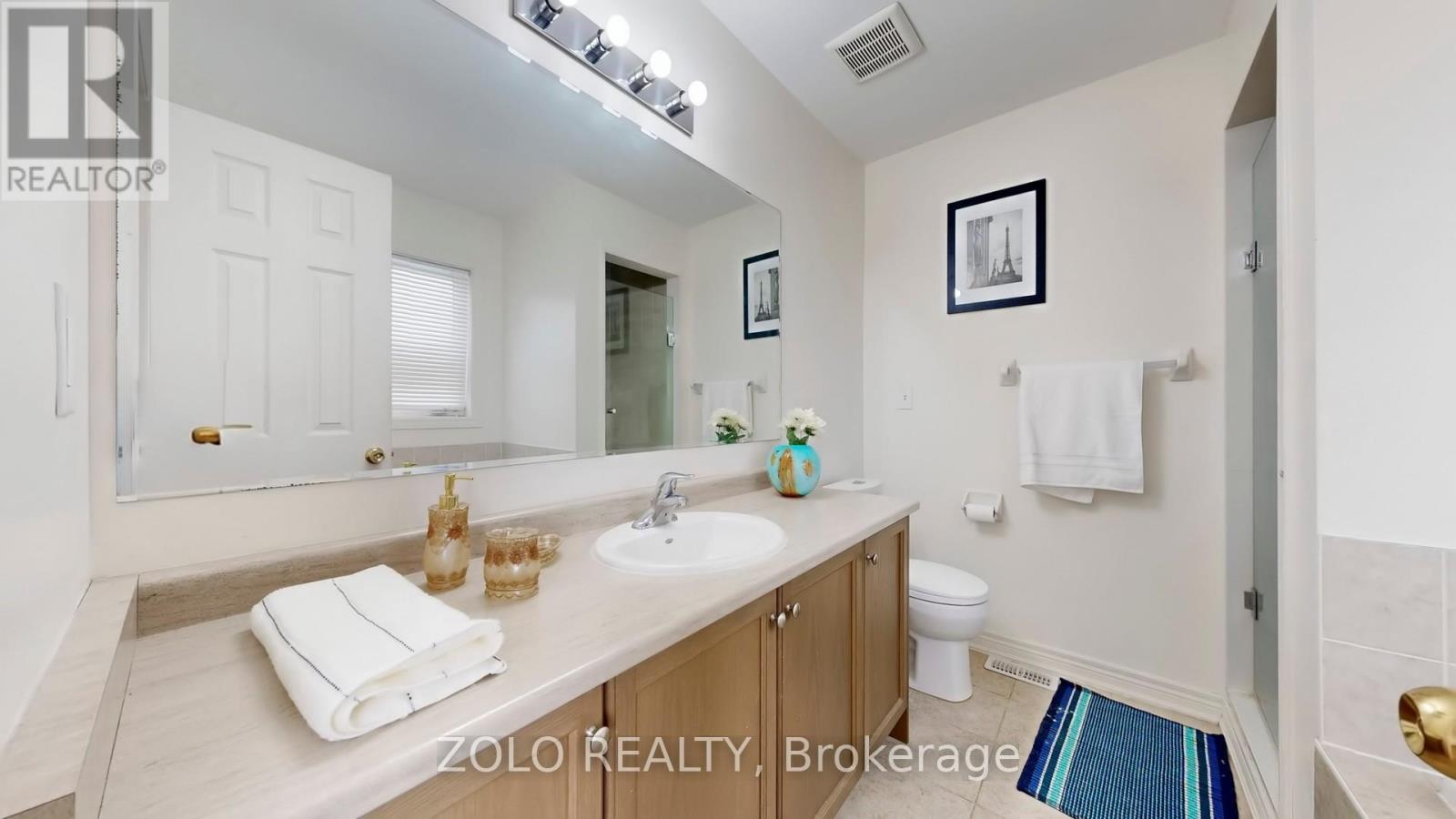 42 Foxberry Road, East Gwillimbury, Ontario  L9N 0P6 - Photo 16 - N12823758