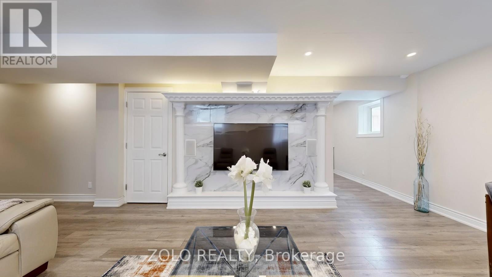 42 Foxberry Road, East Gwillimbury, Ontario  L9N 0P6 - Photo 31 - N12823758