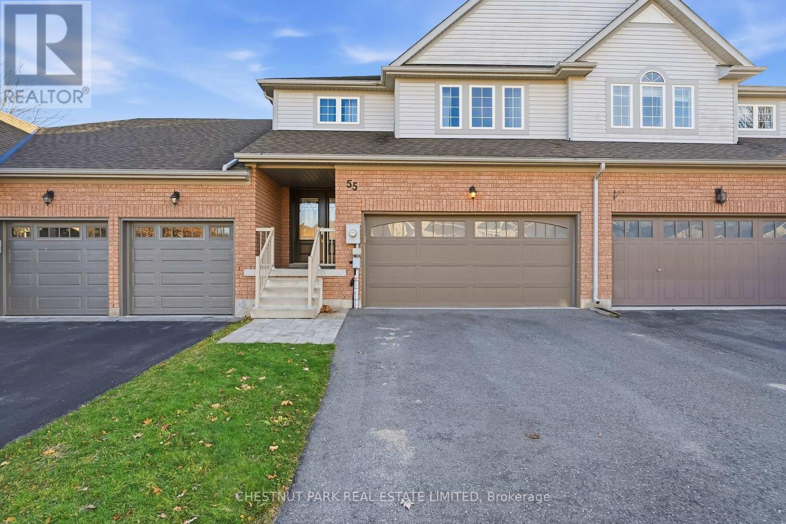 55 APPLE TREE CRESCENT, Uxbridge, Ontario