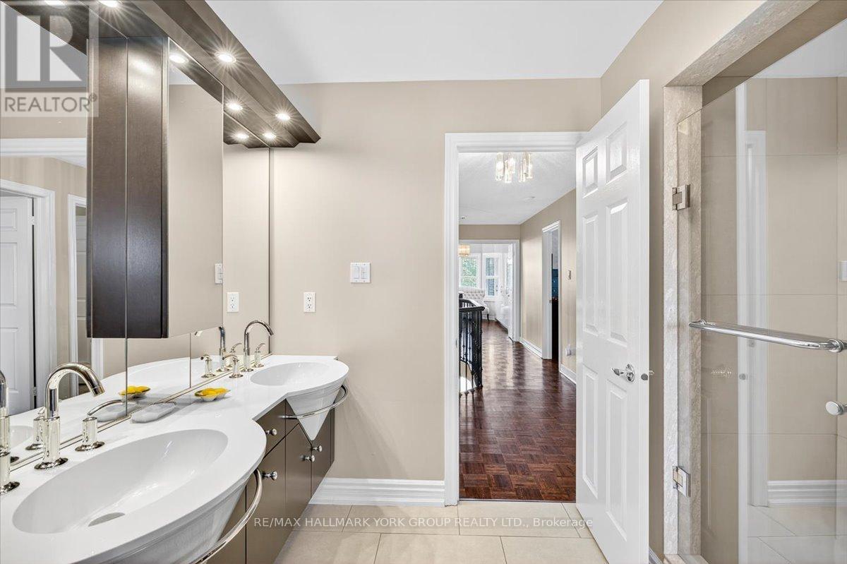 16 Woodland Trail Court, Vaughan, Ontario  L4L 9H9 - Photo 37 - N12823886