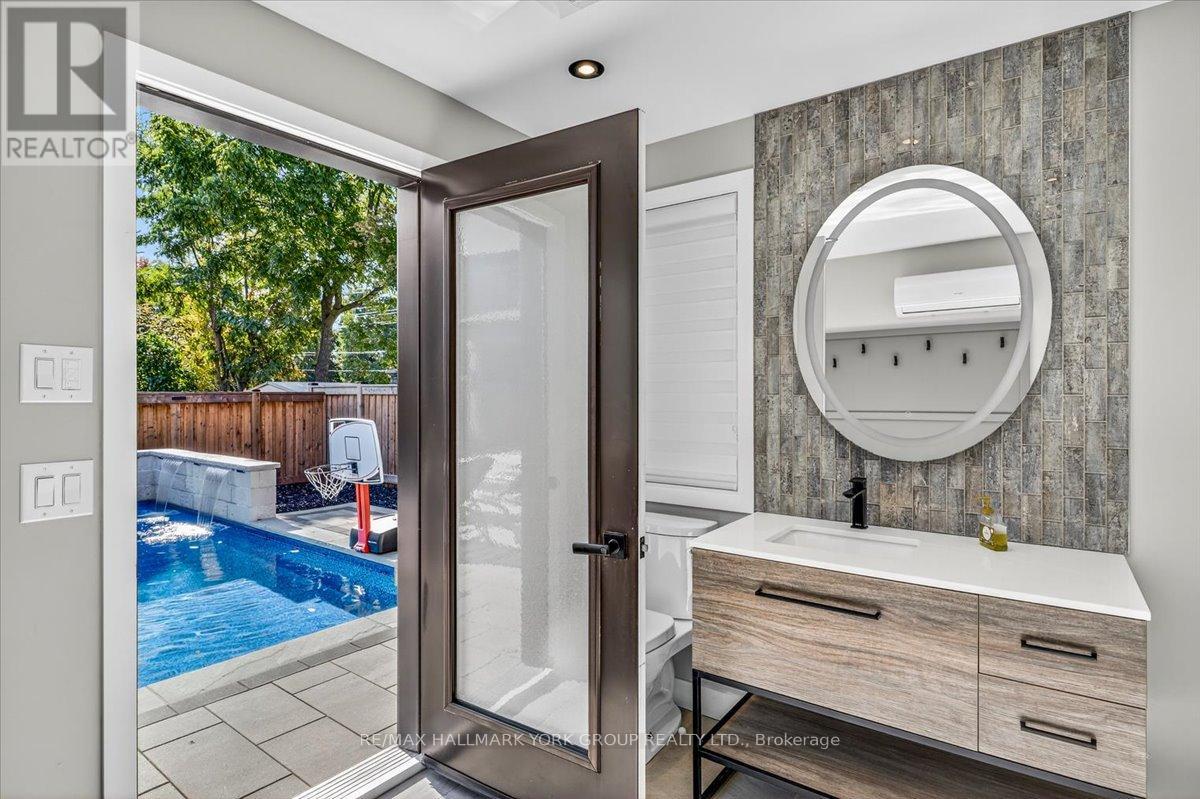 16 Woodland Trail Court, Vaughan, Ontario  L4L 9H9 - Photo 50 - N12823886