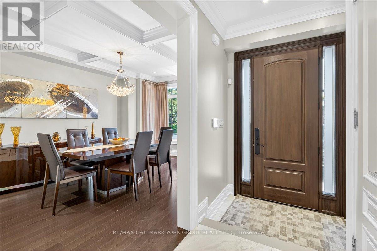 16 Woodland Trail Court, Vaughan, Ontario  L4L 9H9 - Photo 6 - N12823886