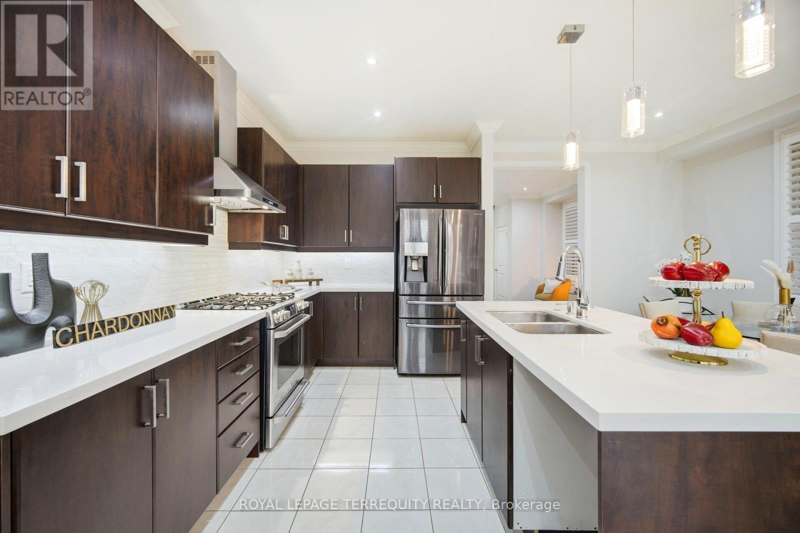 86 Hatton Garden Road, Vaughan, Ontario  L4H 3P8 - Photo 10 - N12823942