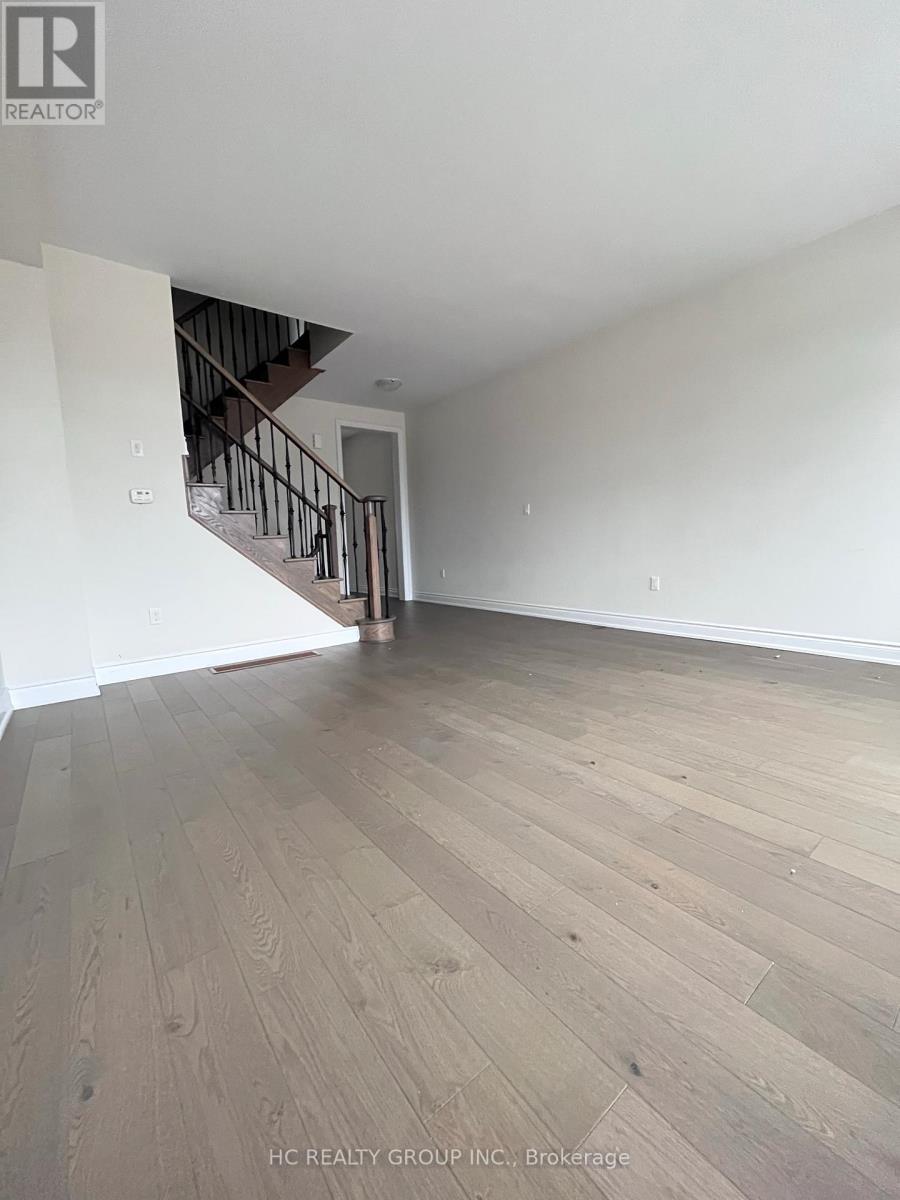 24 Cafaro Lane, Markham, Ontario  L6C 0Z2 - Photo 5 - N12823946