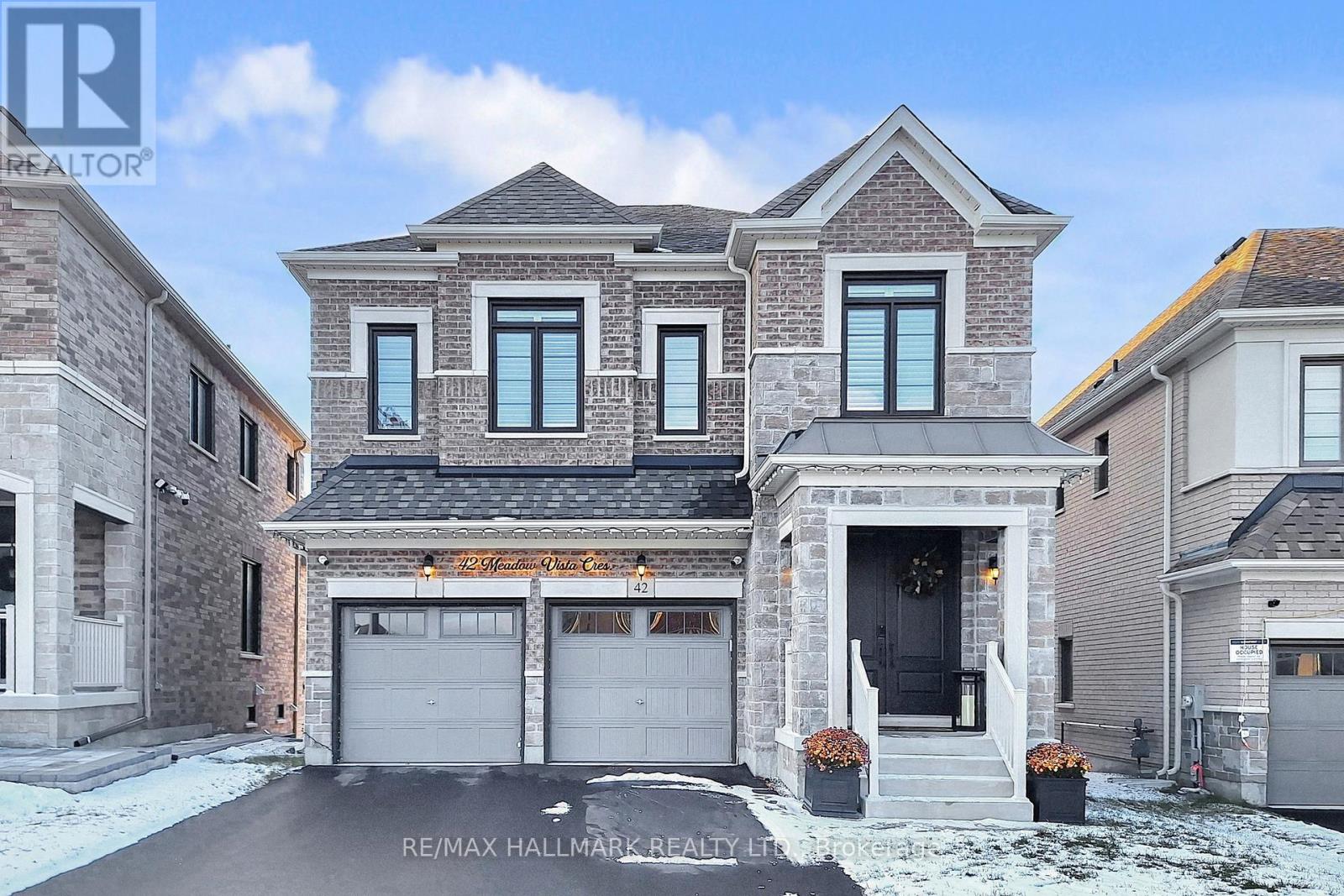 42 MEADOW VISTA CRESCENT, East Gwillimbury, Ontario