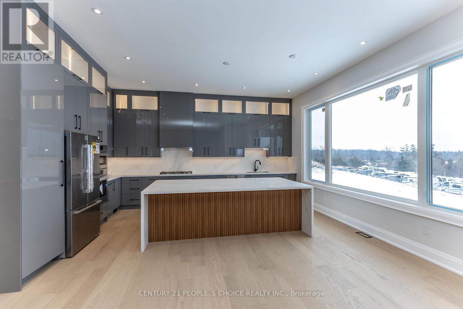 11 Caldwell Drive, Oro-Medonte, Ontario  L0L 2L0 - Photo 11 - S12823892