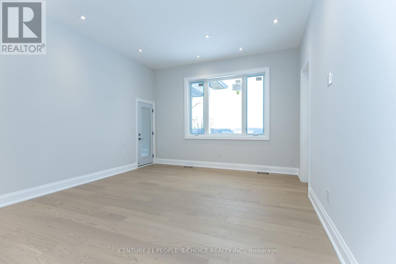 11 Caldwell Drive, Oro-Medonte, Ontario  L0L 2L0 - Photo 21 - S12823892