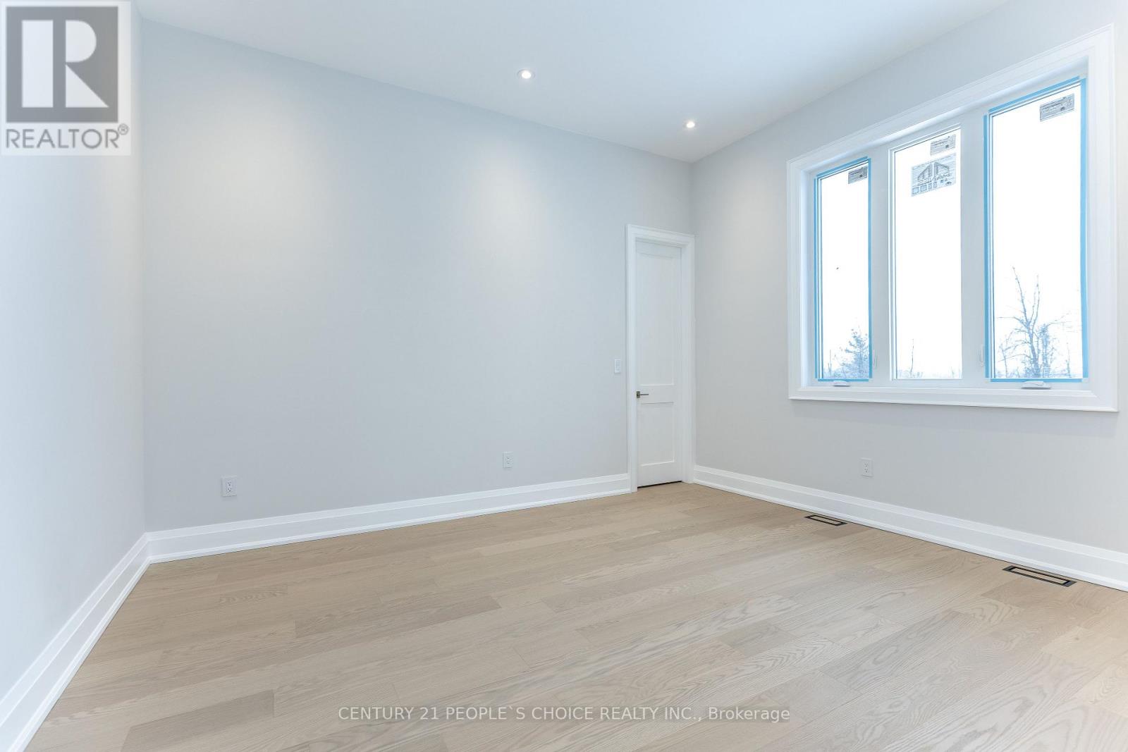 11 Caldwell Drive, Oro-Medonte, Ontario  L0L 2L0 - Photo 28 - S12823892